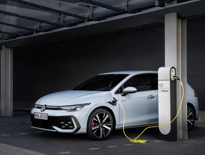 New Golf GTE